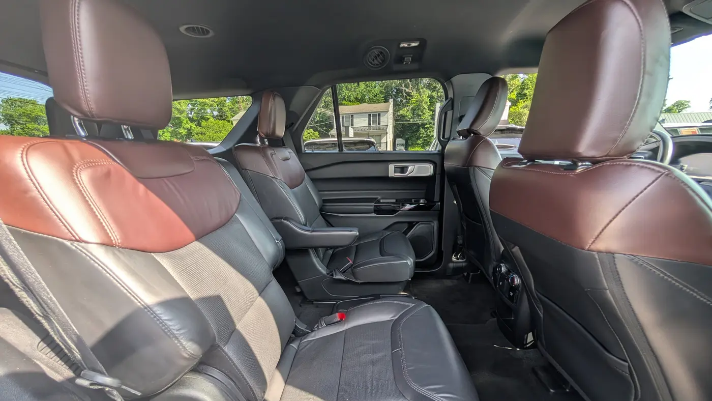 2021 Ford Explorer Platinum