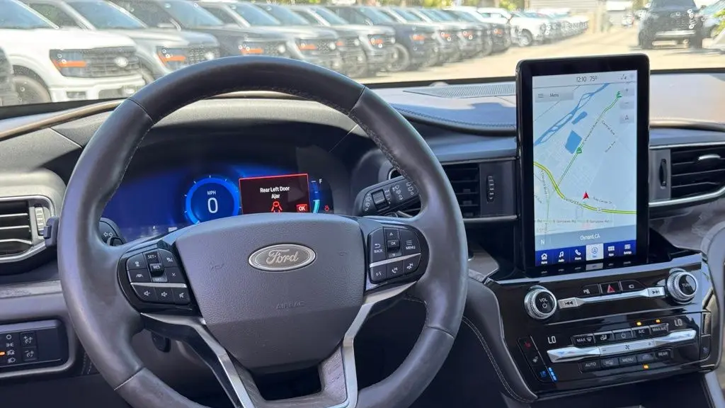 2021 Ford Explorer Platinum