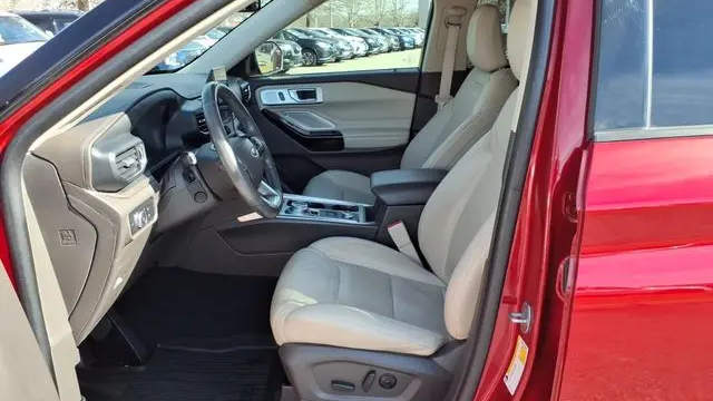 2022 Ford Explorer Platinum