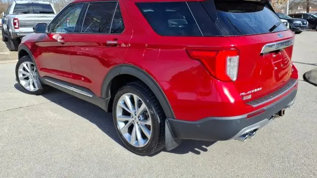 2022 Ford Explorer Platinum