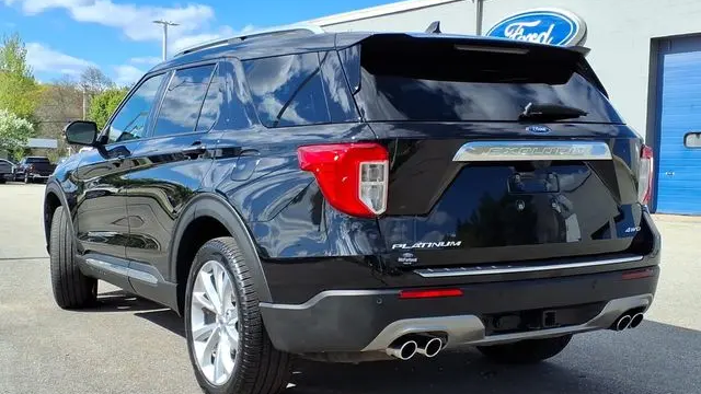 2023 Ford Explorer Platinum