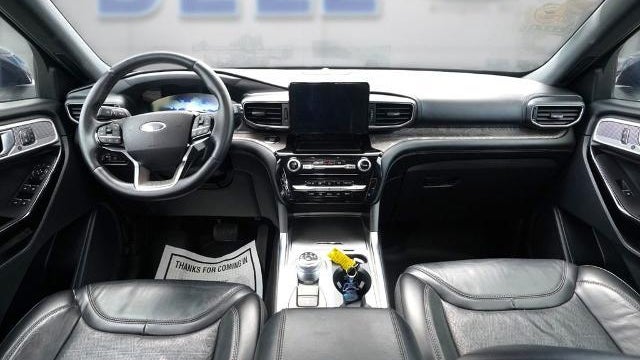 2021 Ford Explorer Platinum
