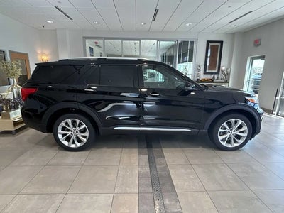 2023 Ford Explorer AWD Platinum 4DR SUV