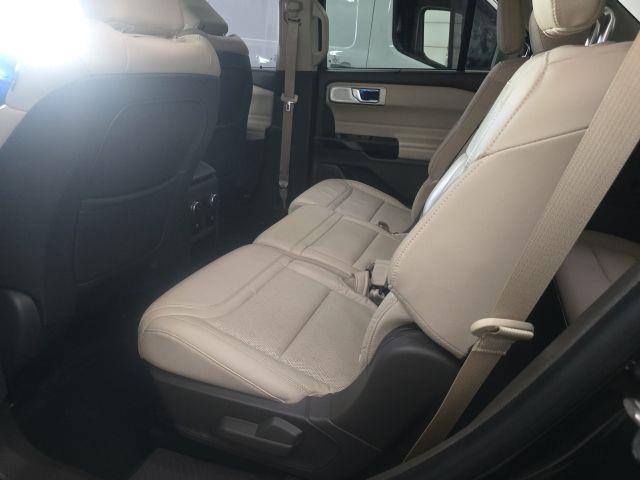 2020 Ford Explorer - $25,400