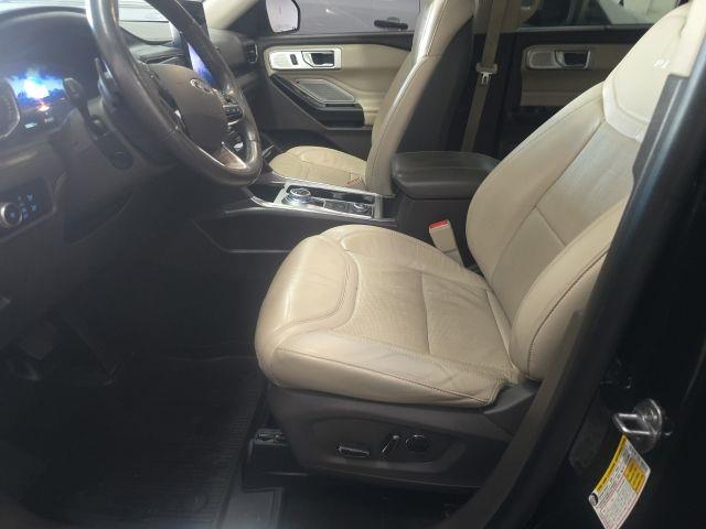 2020 Ford Explorer - $25,400