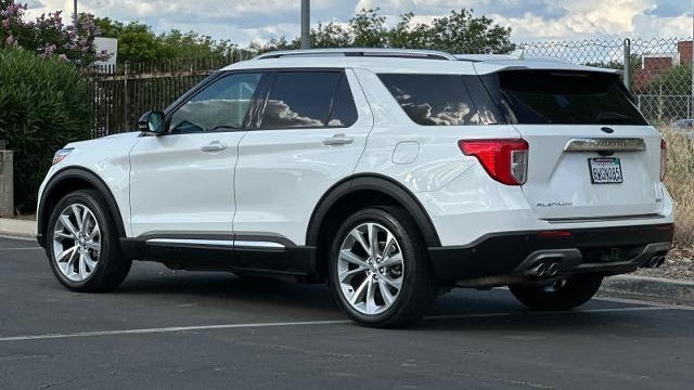 2021 Ford Explorer Platinum