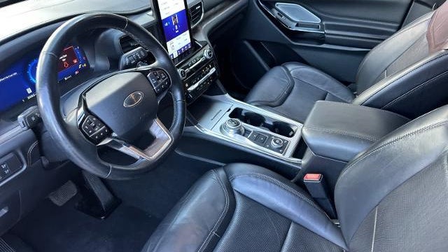 2021 Ford Explorer Platinum