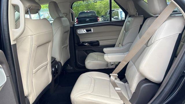 2021 Ford Explorer Platinum