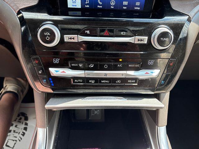 2021 Ford Explorer - $29,979