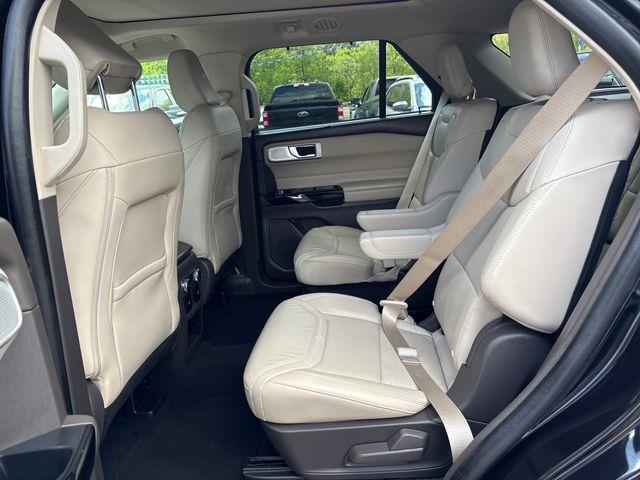 2021 Ford Explorer - $29,979