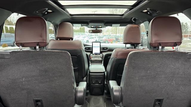 2022 Ford Explorer Platinum