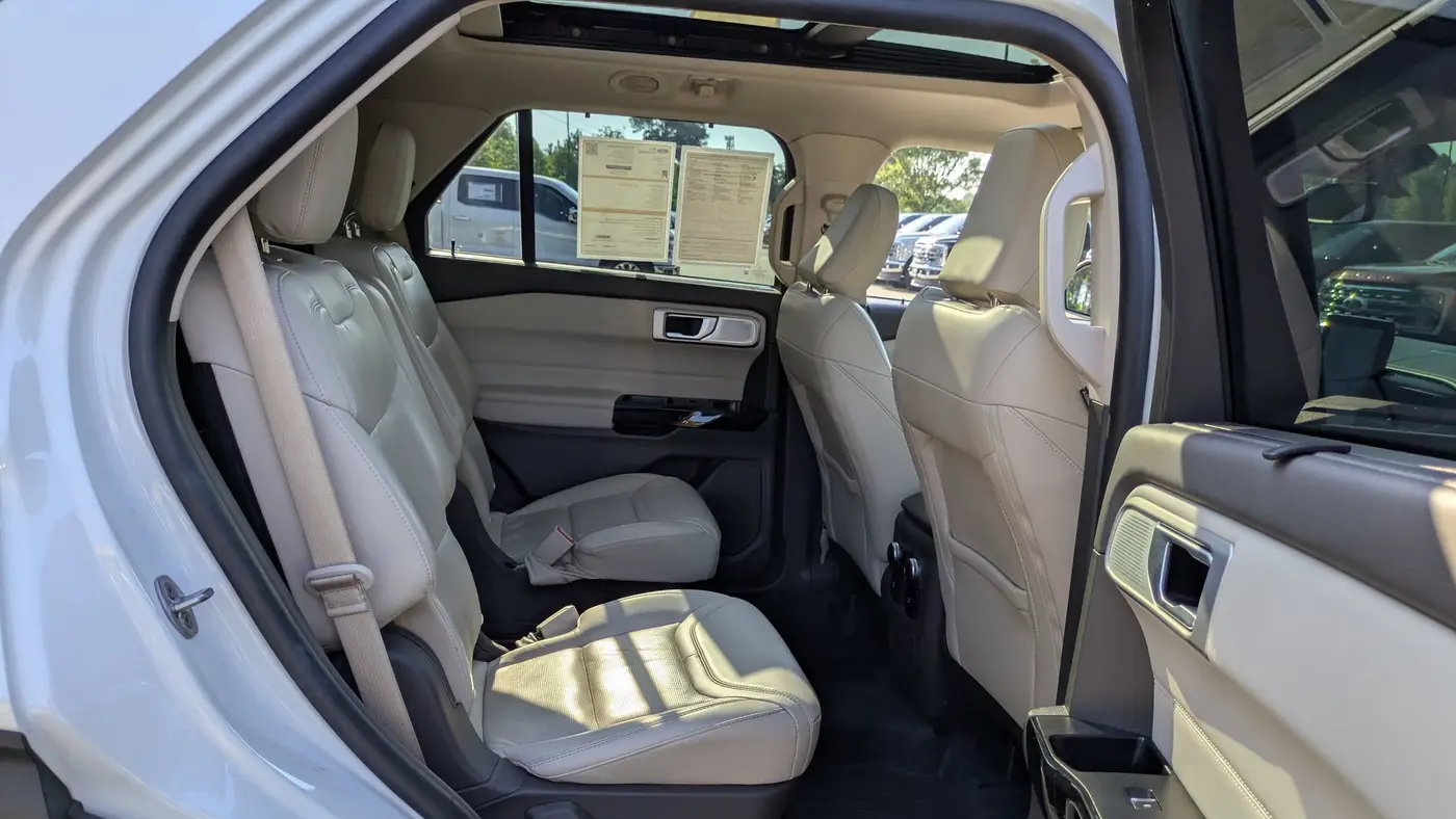 2023 Ford Explorer Platinum