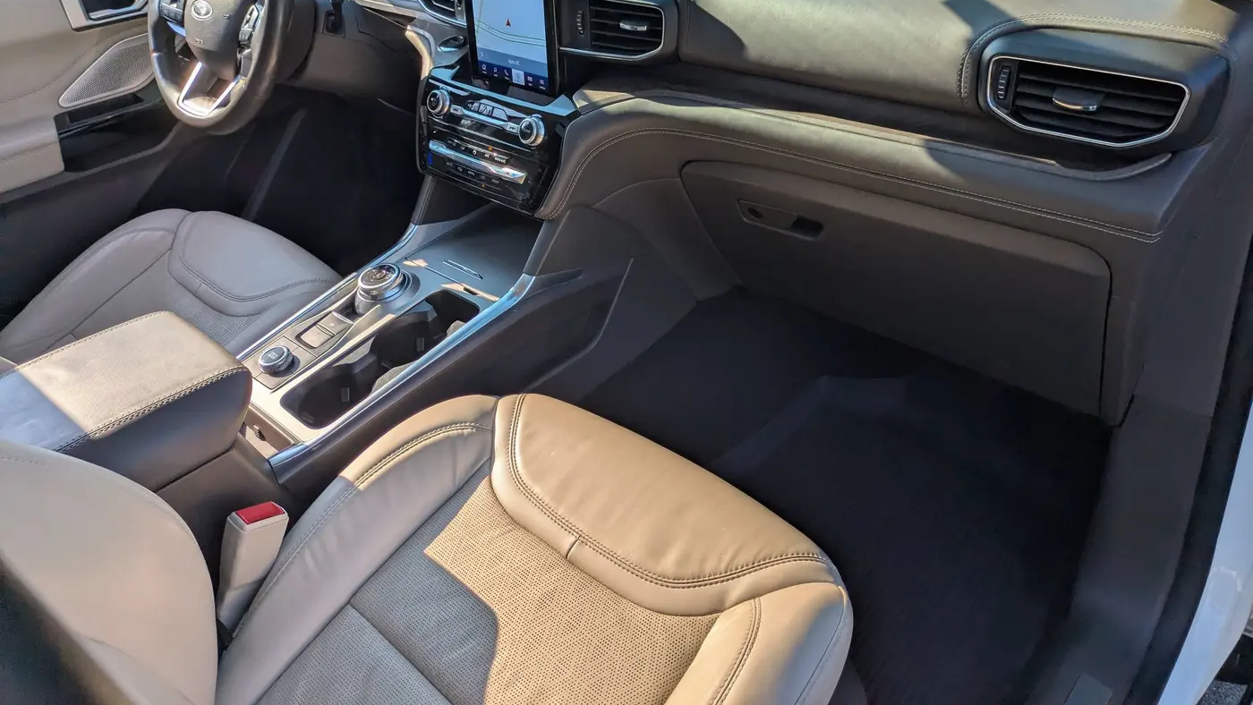 2023 Ford Explorer Platinum