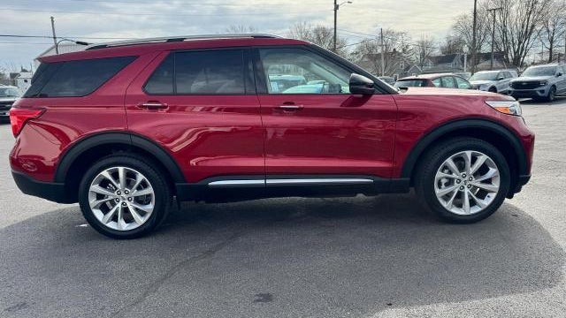 2023 Ford Explorer Platinum