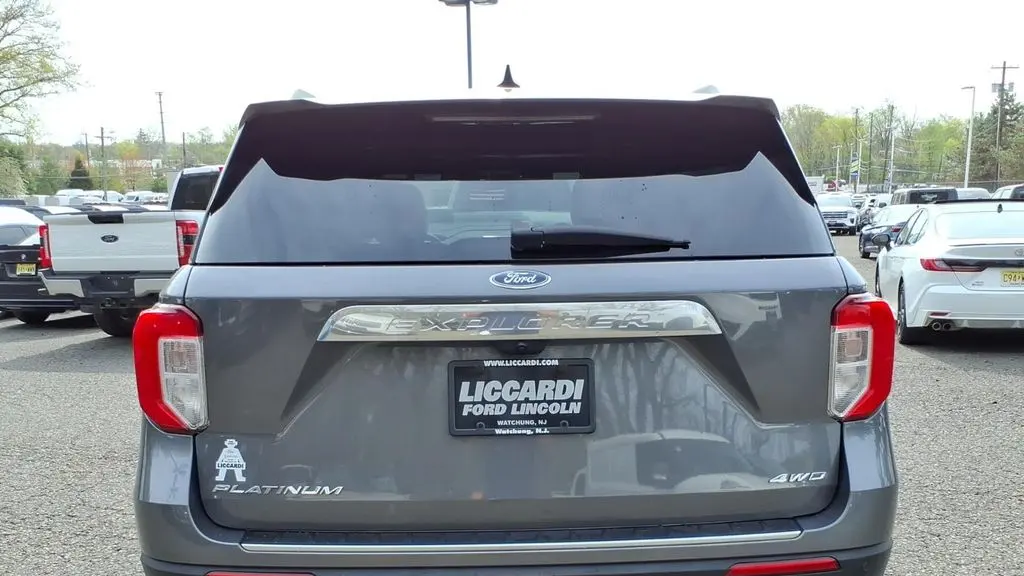2023 Ford Explorer Platinum