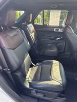 2023 Explorer Thumbnail 12