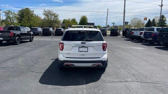 2017 Ford Explorer Platinum