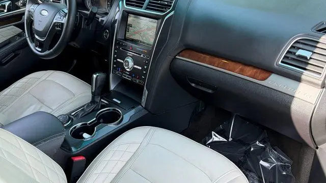 2016 Ford Explorer Platinum