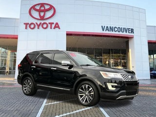2017 Ford Explorer with Shadow Black Exterior