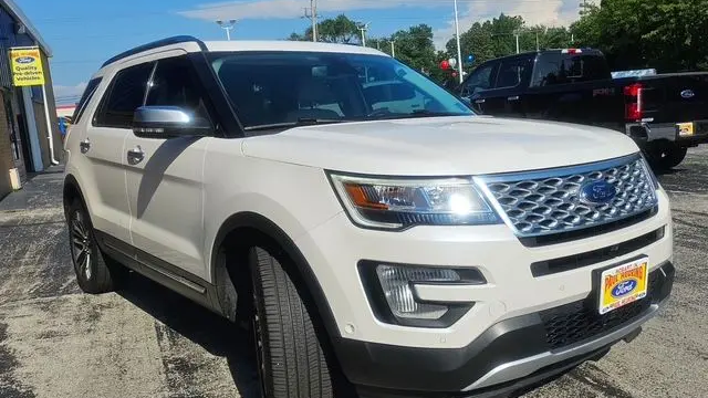 2017 Ford Explorer Platinum