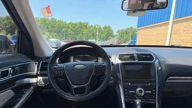 2017 Ford Explorer Platinum