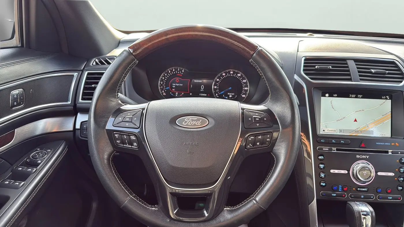 2017 Ford Explorer Platinum