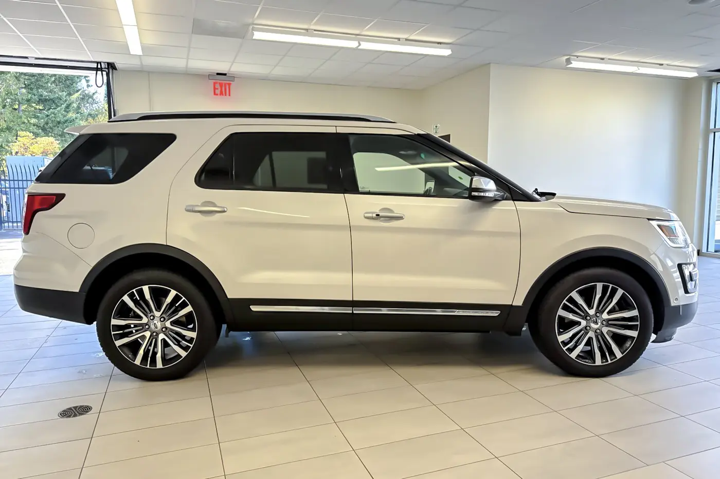 2017 Ford Explorer - $20,917