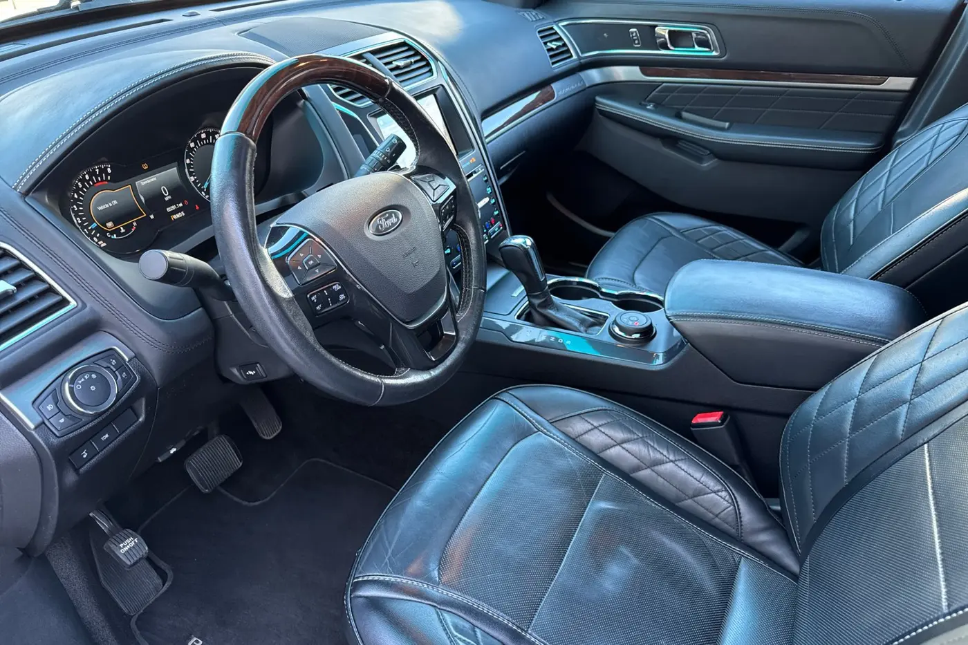 2017 Ford Explorer - $20,917