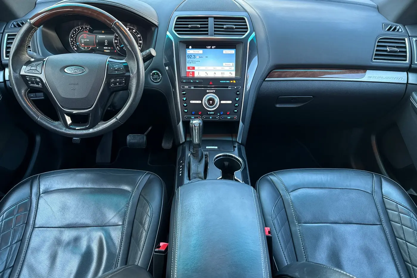 2017 Ford Explorer - $20,917
