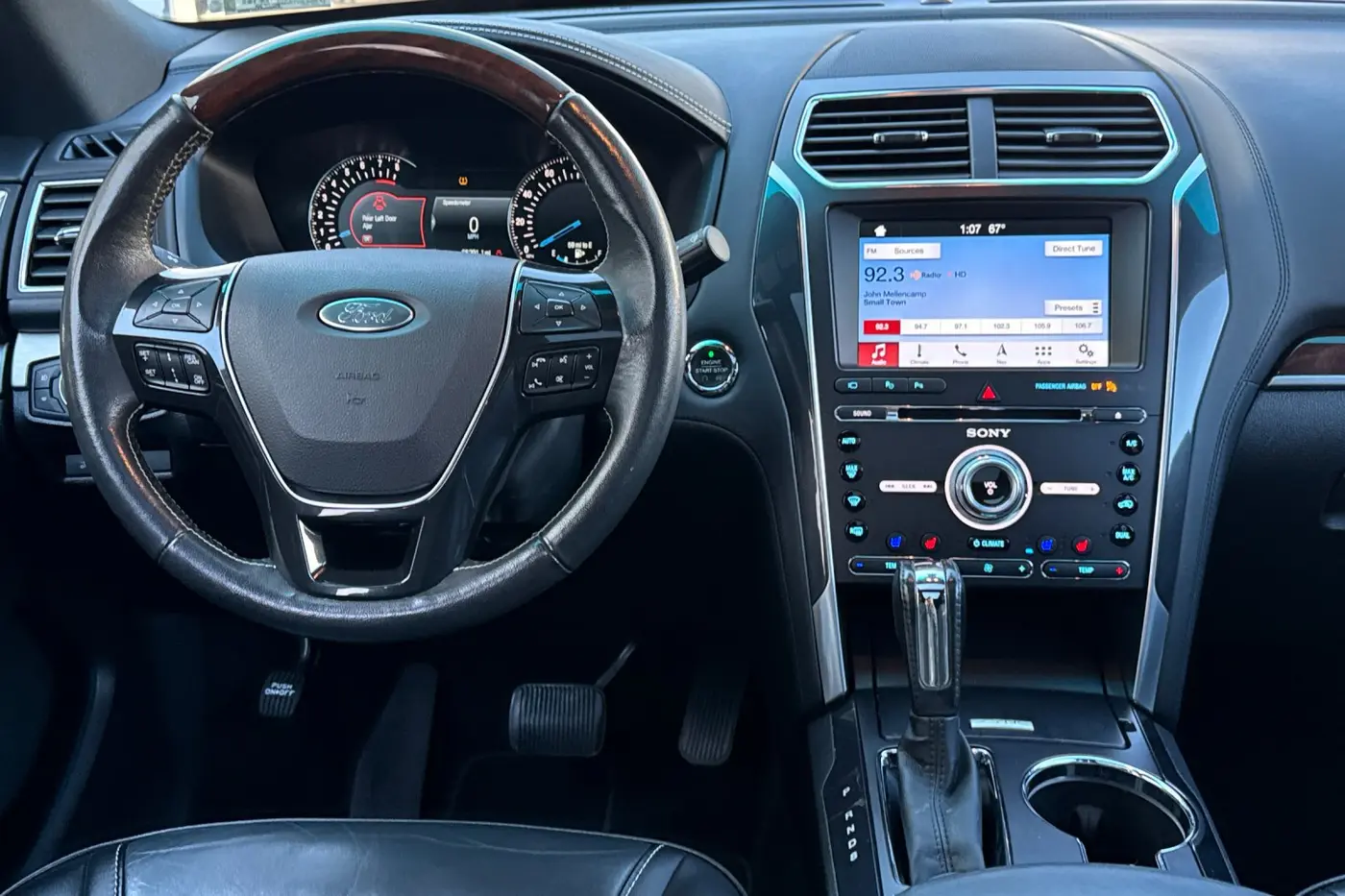 2017 Ford Explorer - $20,917