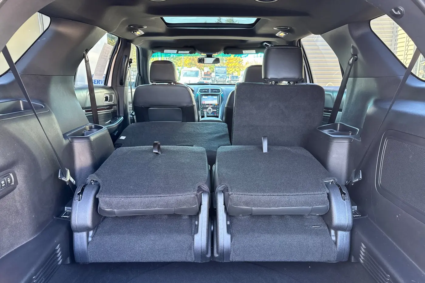 2017 Ford Explorer - $20,917