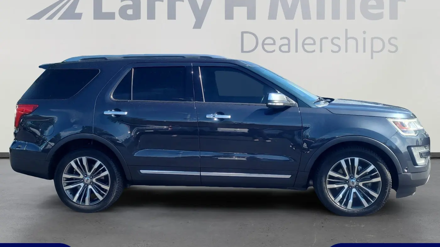 2017 Ford Explorer Platinum
