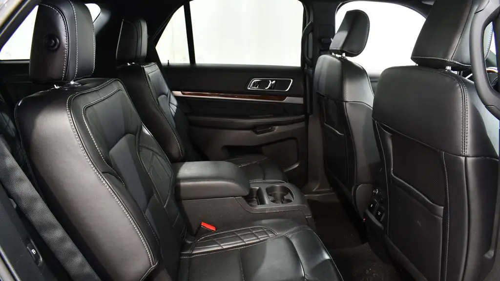 2019 Ford Explorer Platinum