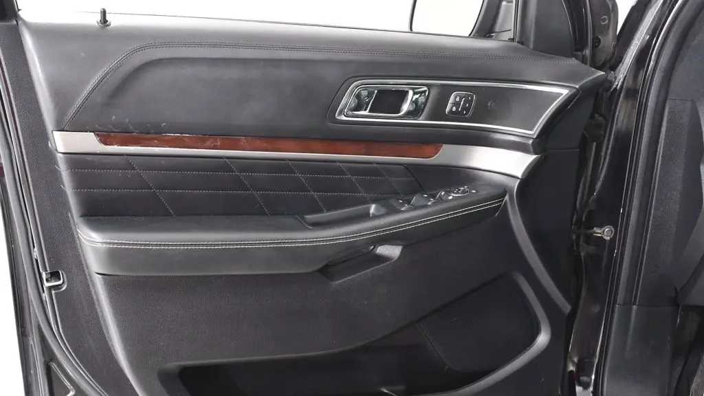 2019 Ford Explorer Platinum