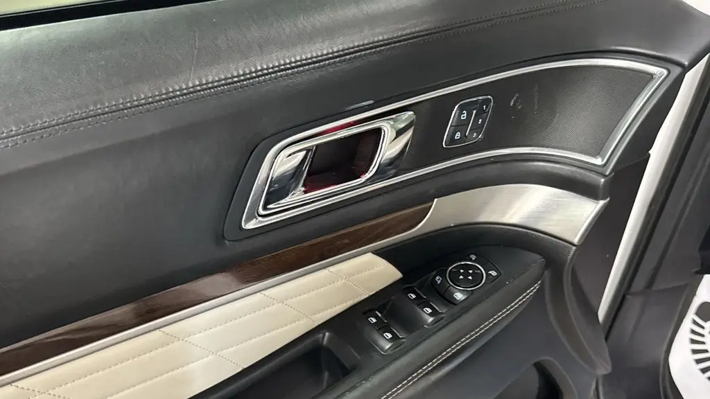 2016 Ford Explorer Platinum