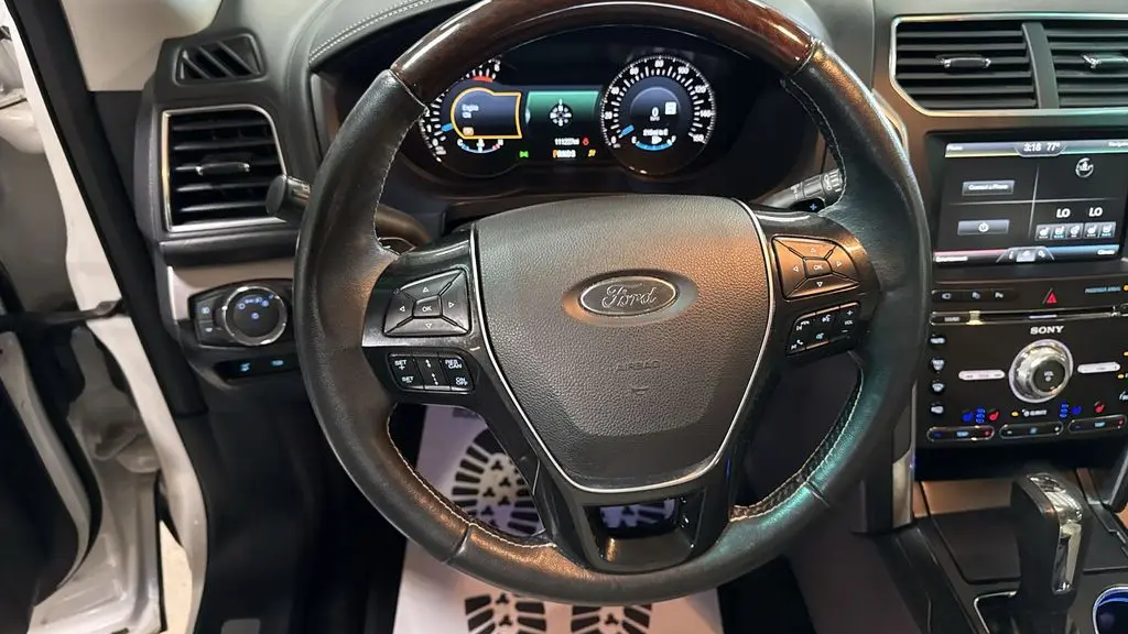2016 Ford Explorer Platinum