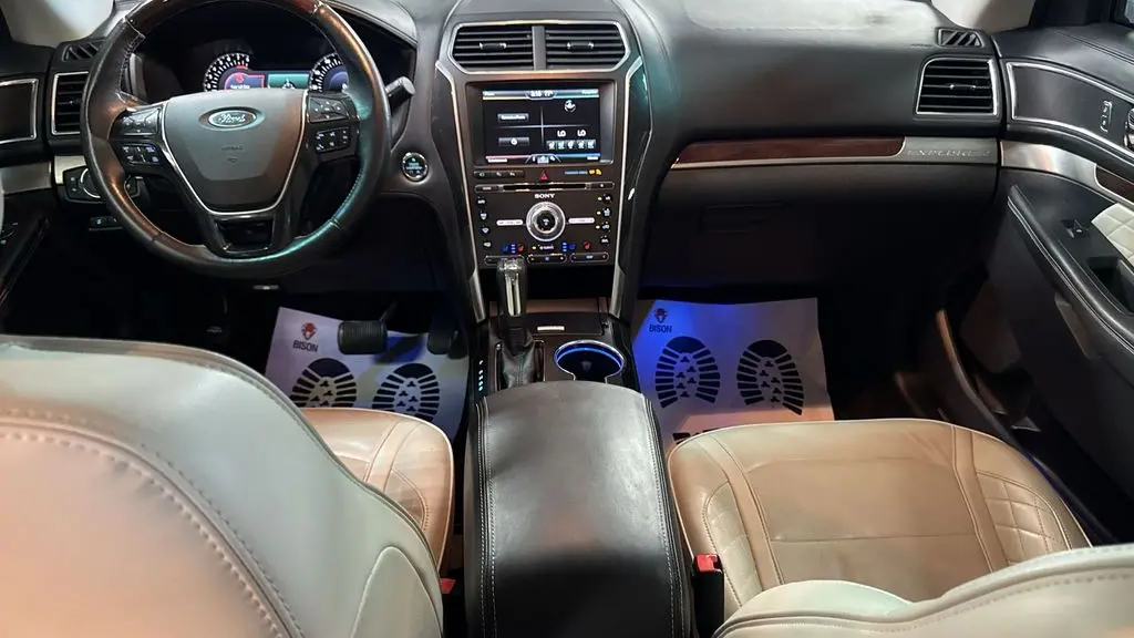 2016 Ford Explorer Platinum