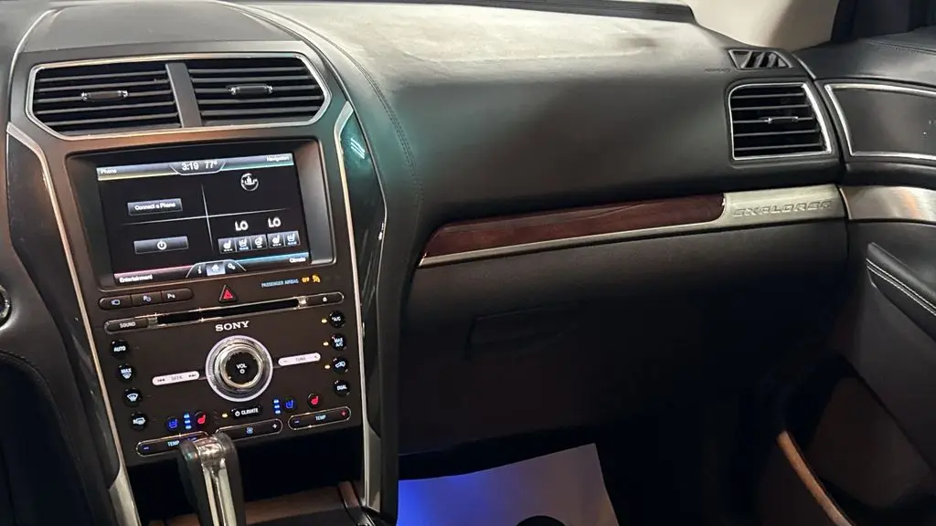 2016 Ford Explorer Platinum