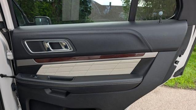 2017 Ford Explorer Platinum