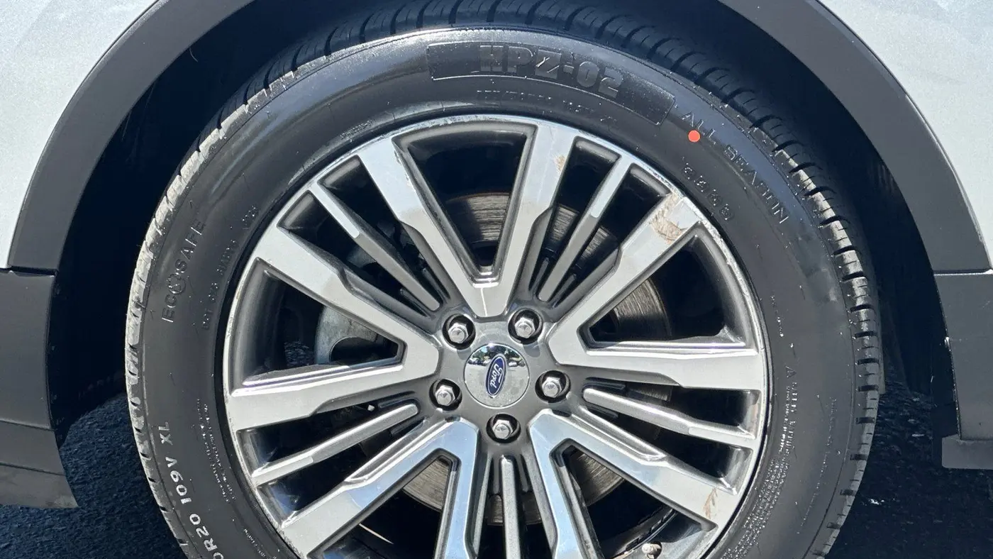 2019 Ford Explorer Platinum