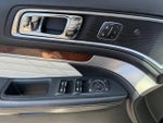 2016 Explorer Thumbnail 17