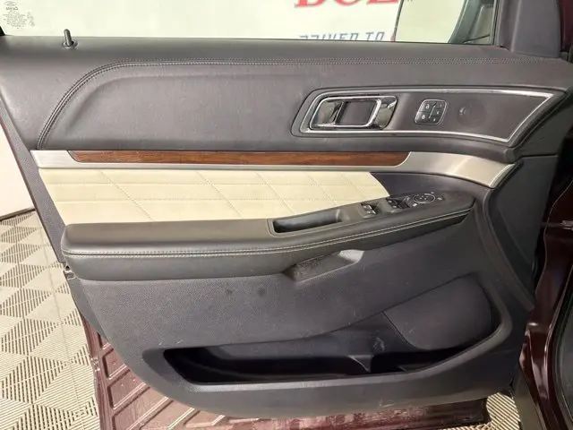 2018 Ford Explorer - $19,500