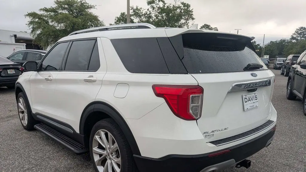 2022 Ford Explorer Hybrid Platinum
