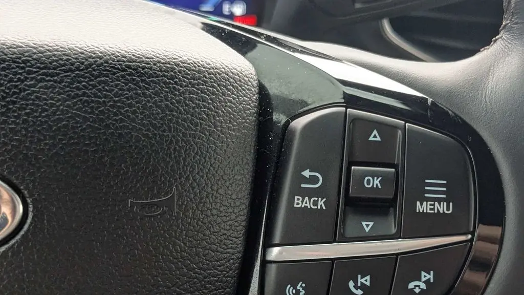 2022 Ford Explorer Hybrid Platinum