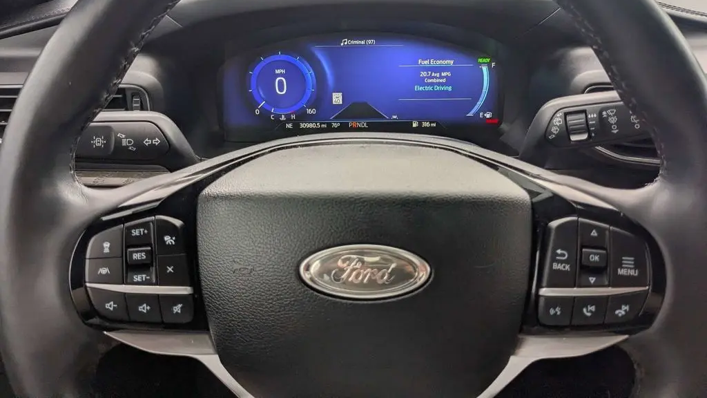 2022 Ford Explorer Hybrid Platinum