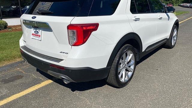 2023 Ford Explorer Hybrid Platinum