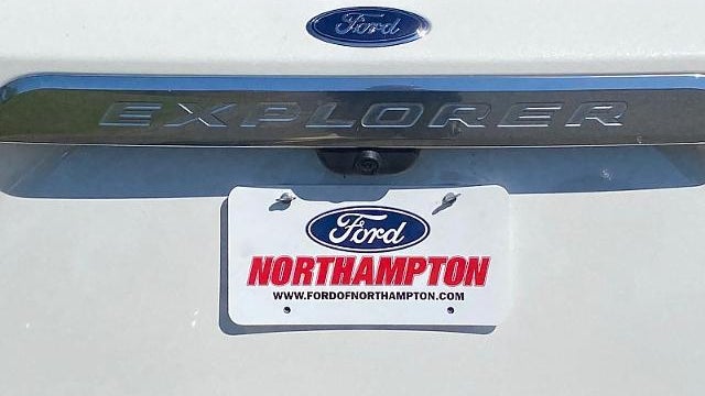 2023 Ford Explorer Hybrid Platinum