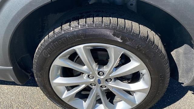 2023 Ford Explorer Hybrid Platinum