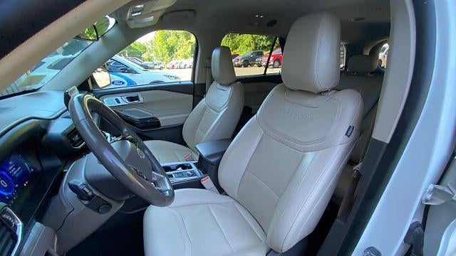 2023 Ford Explorer Hybrid Platinum