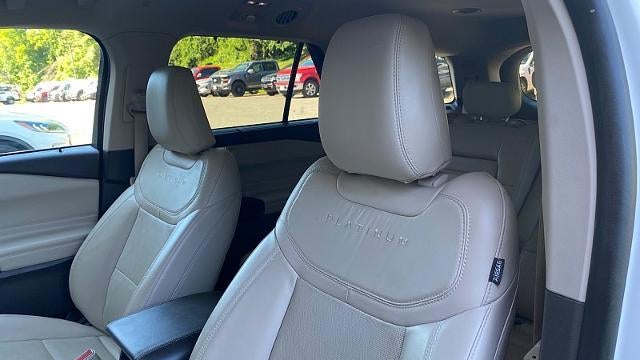 2023 Ford Explorer Hybrid Platinum